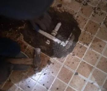 威宁卫生间漏水维修公司为您分享下卫生间渗水如何处理及注意事项